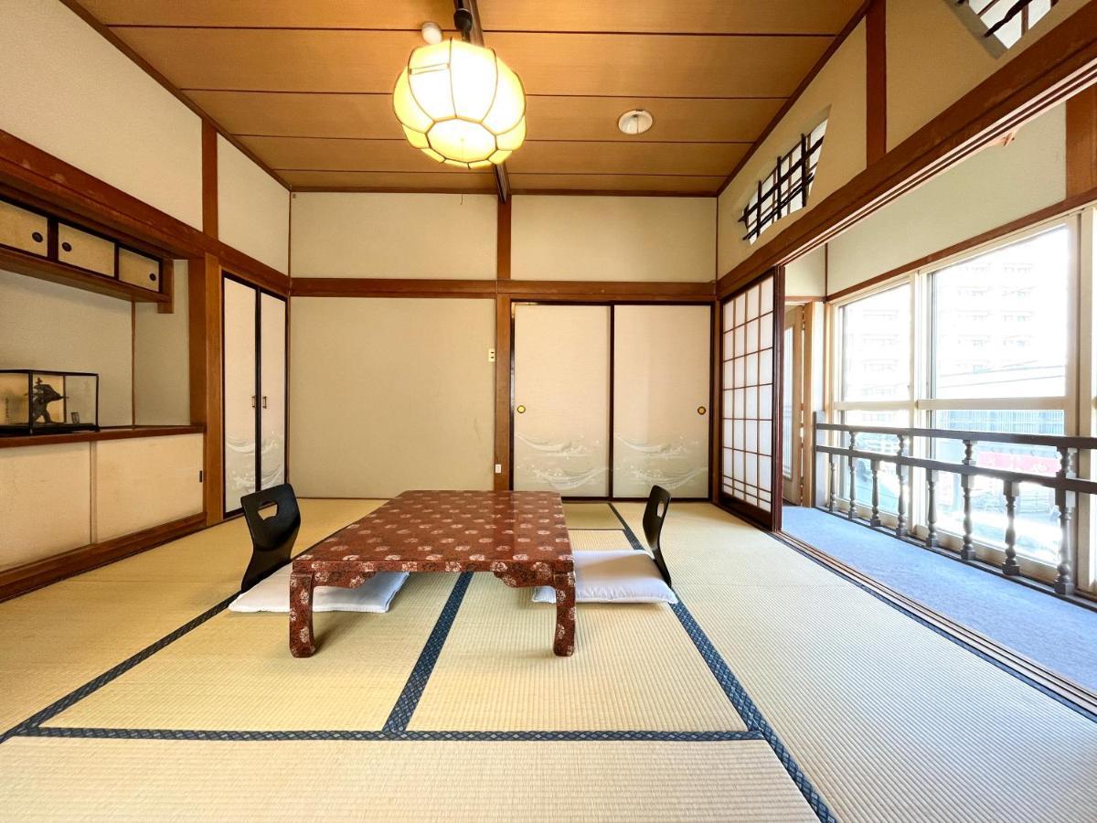 Kobori Ryokan Хиросаки Экстерьер фото
