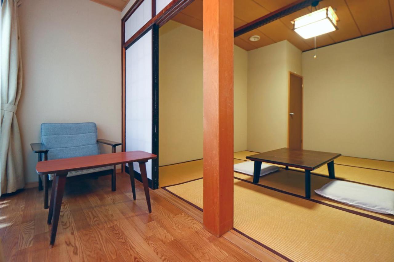 Kobori Ryokan Хиросаки Экстерьер фото