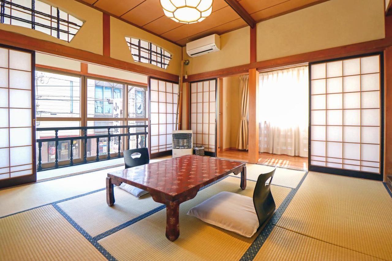 Kobori Ryokan Хиросаки Экстерьер фото