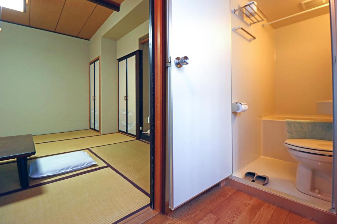 Kobori Ryokan Хиросаки Экстерьер фото