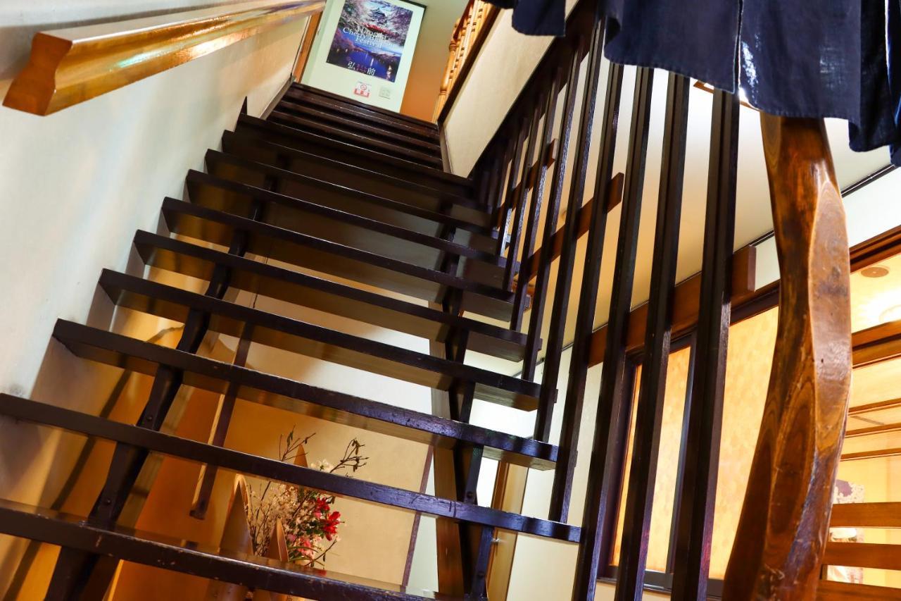 Kobori Ryokan Хиросаки Экстерьер фото