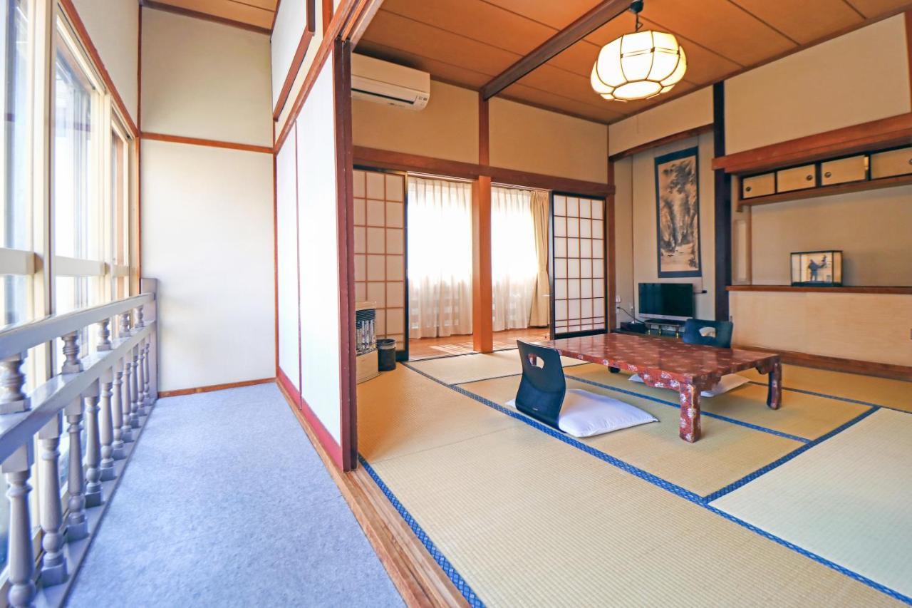 Kobori Ryokan Хиросаки Экстерьер фото