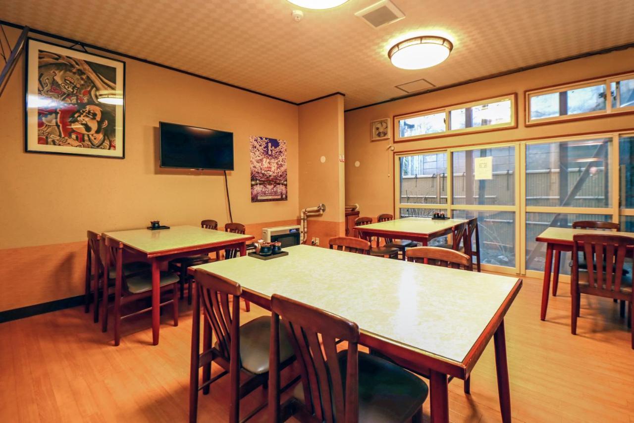 Kobori Ryokan Хиросаки Экстерьер фото
