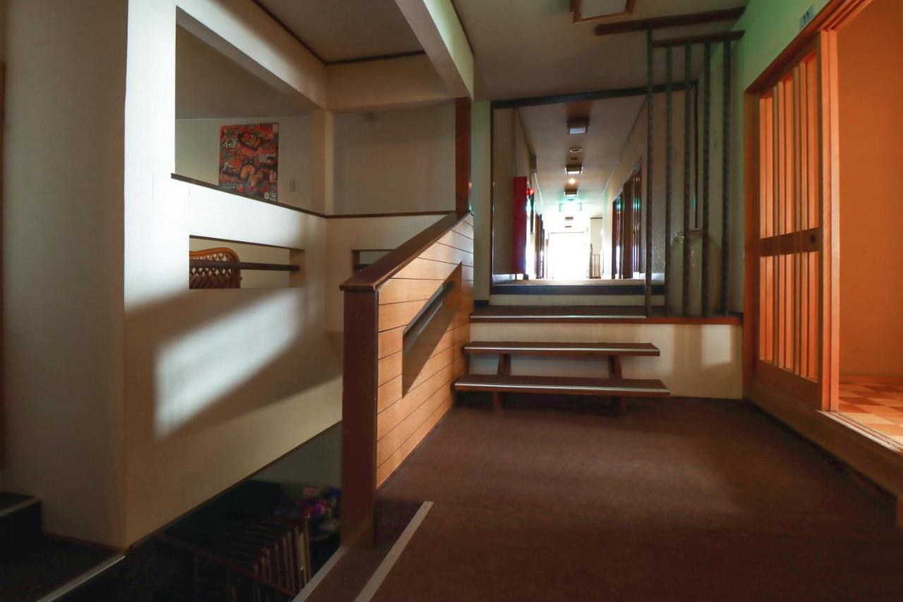 Kobori Ryokan Хиросаки Экстерьер фото